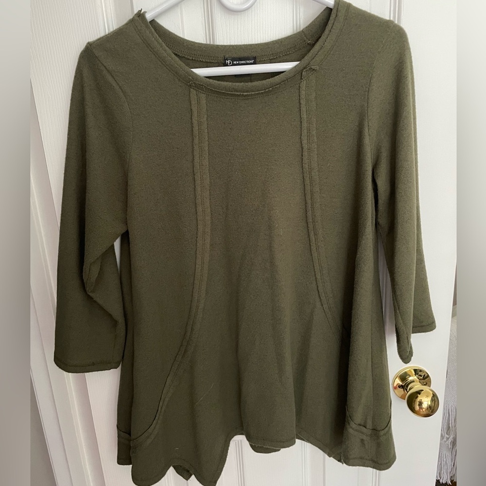 New Directions Green 3/4 Sleeve